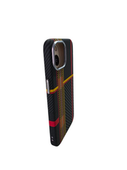 iPhone 15 PLUS Slim Carbon Fiber Case with MagSafe Compatibility